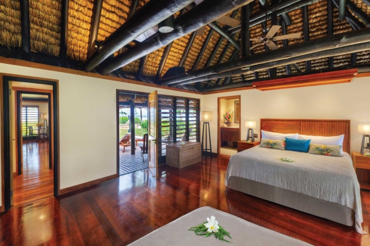 2 Bedrooms Deluxe Bure oceanfront