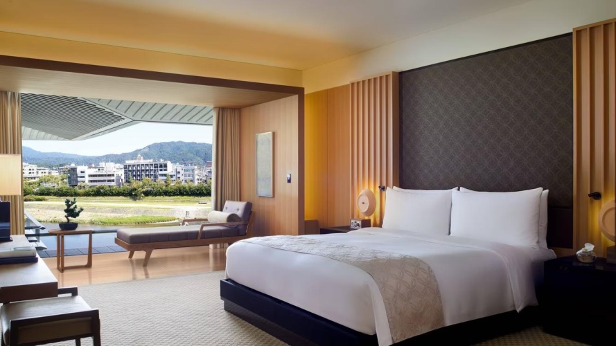 Kamogawa Executive Double Suite with river view