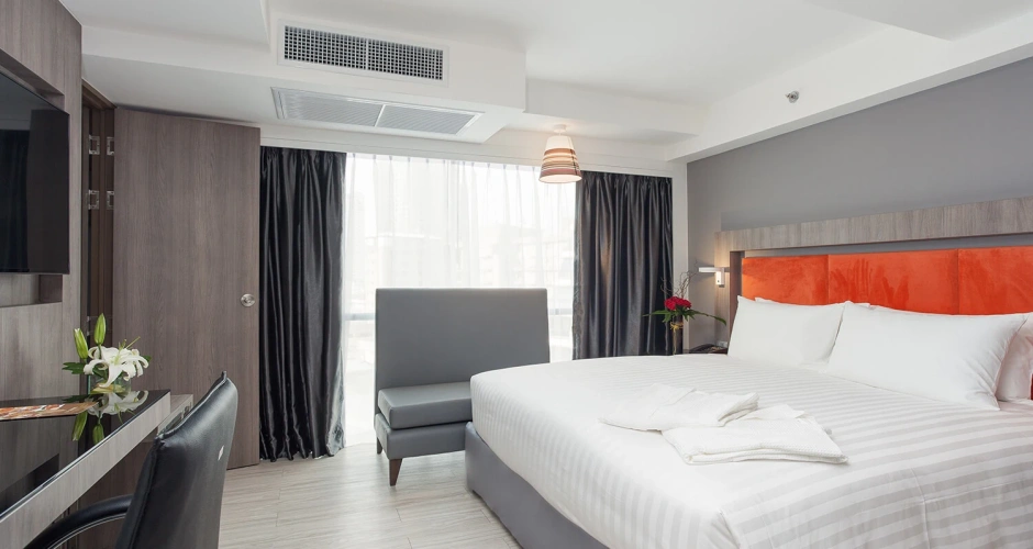 Connecting Quadruple room