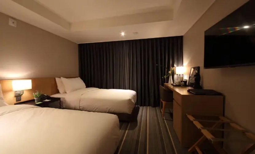 Superior Twin room