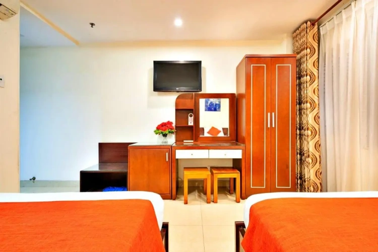 Superior Triple room
