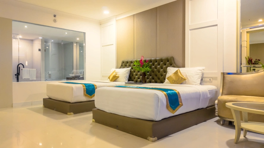 Primary Twin room with golf view