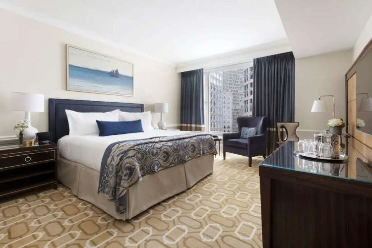 Superior Double room with city view