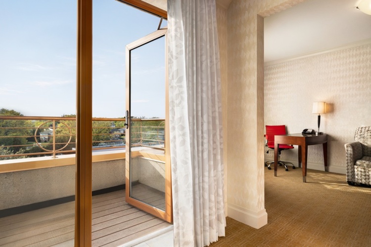 1 Bedroom Double Suite with balcony