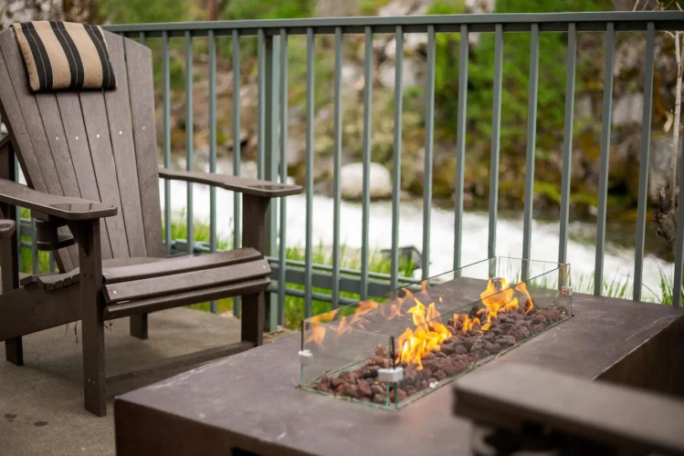 Yosemite View Lodge photo 28