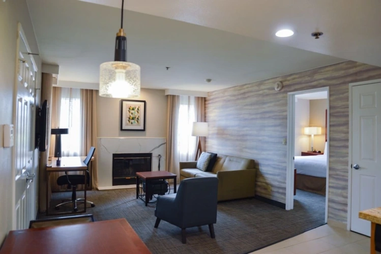 2 Bedrooms Suite