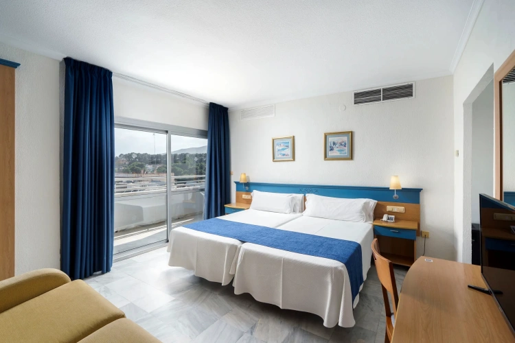 Family Quadruple room