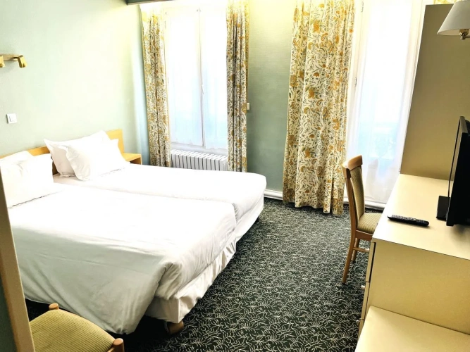 Classic Twin room