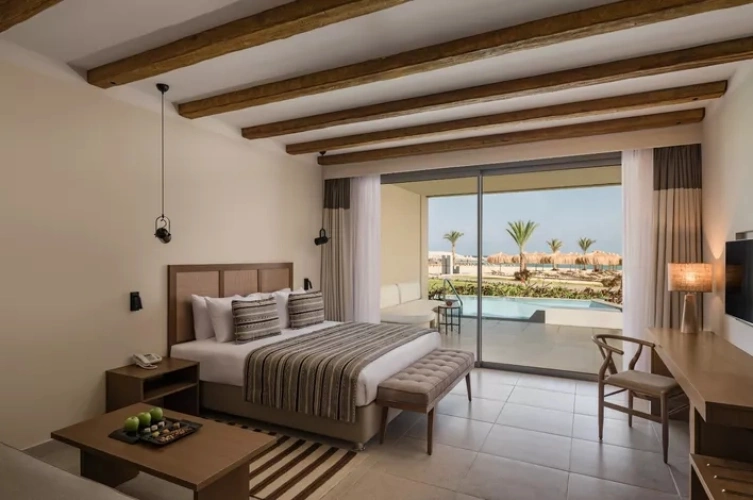 Deluxe Swim Up Family Double room