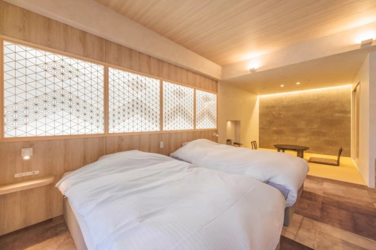 Spacious Japanese-Style Western-Style Twin room