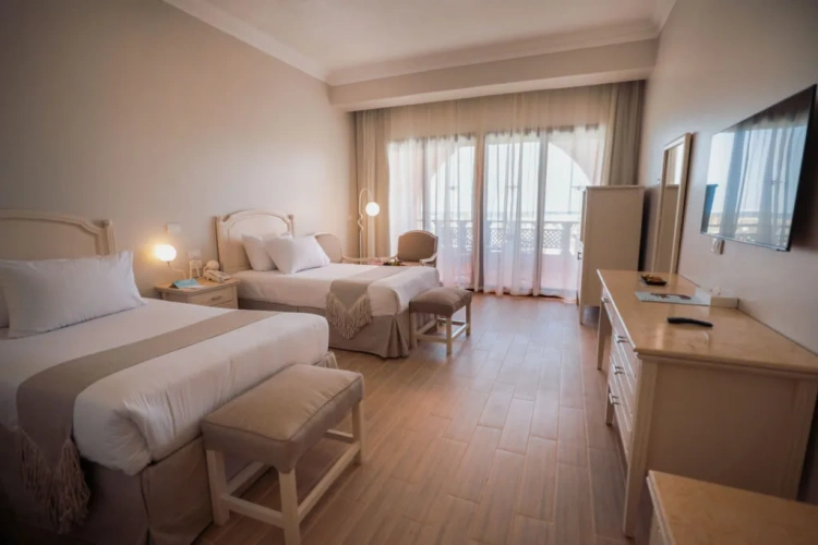Superior room with garden view