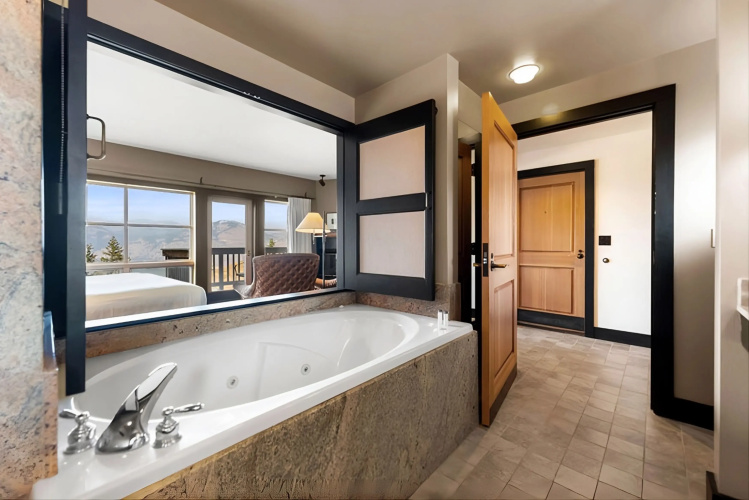 Sun Mountain Lodge photo 27