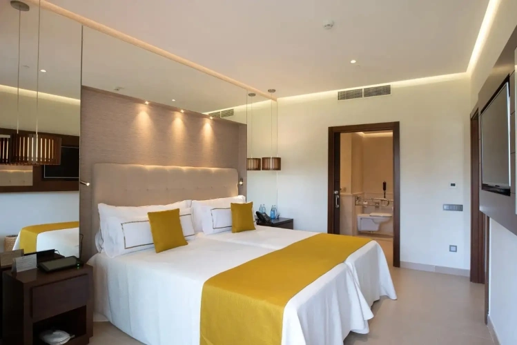 Accessible Twin Suite