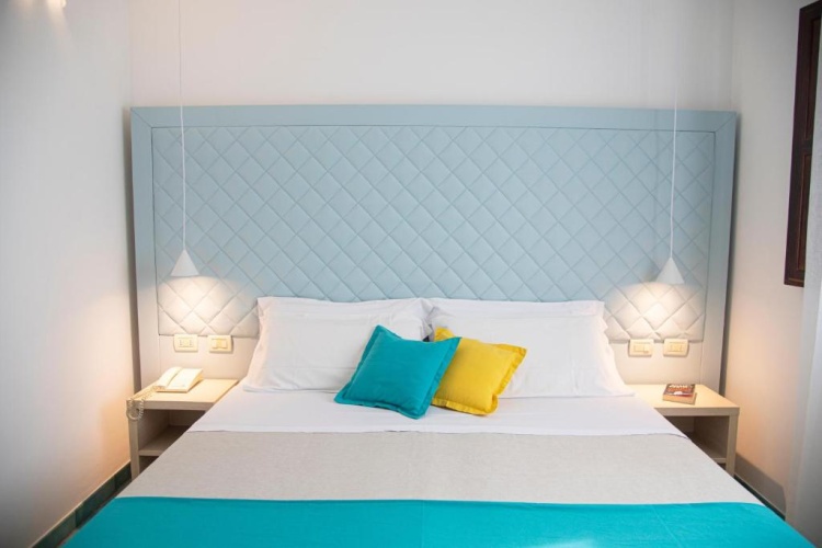Deluxe Twin Suite