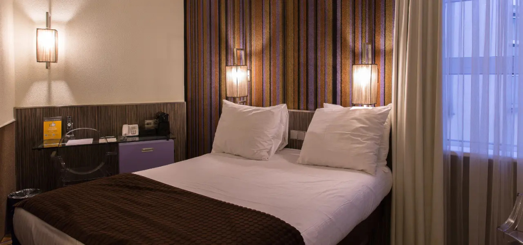 Small Double room with city view