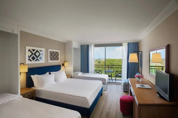 Quadruple room with balcony