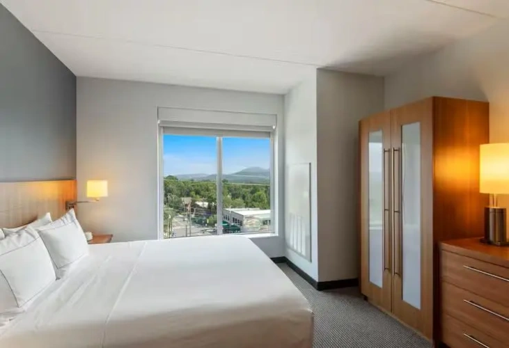 Double room with mountain view