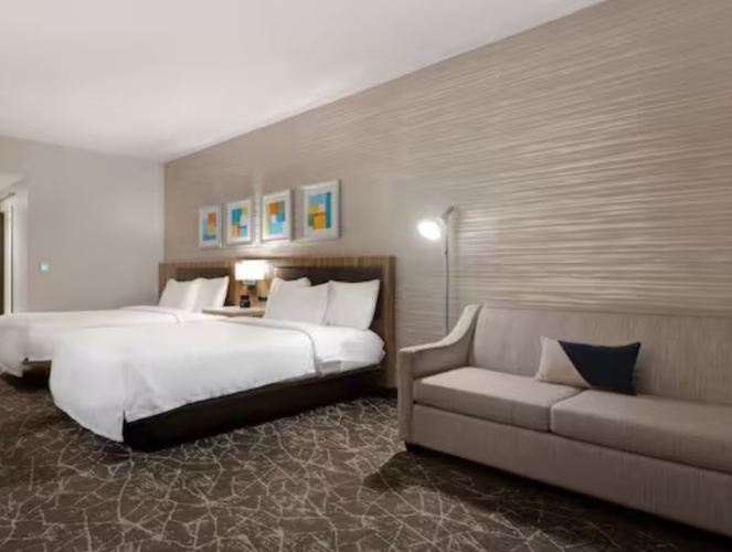 Deluxe Quadruple room