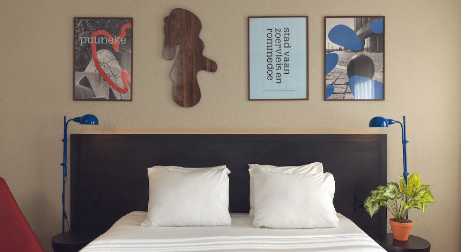Large Courtyard Double room