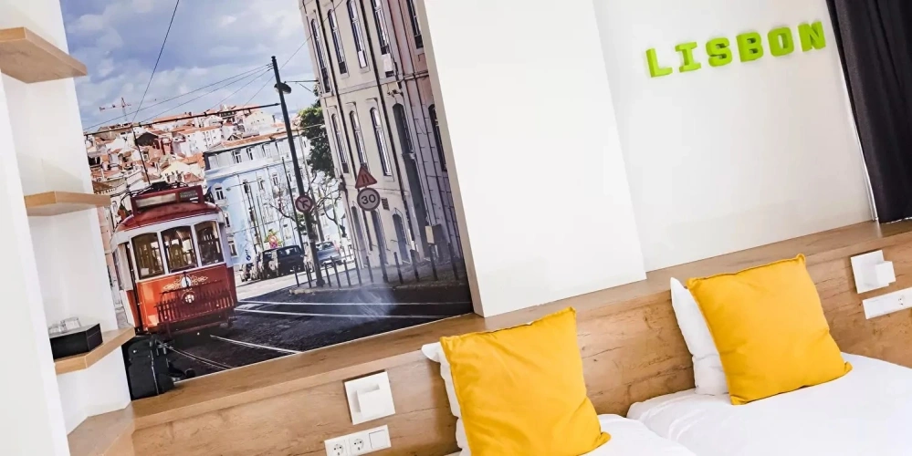 Small City Triple room