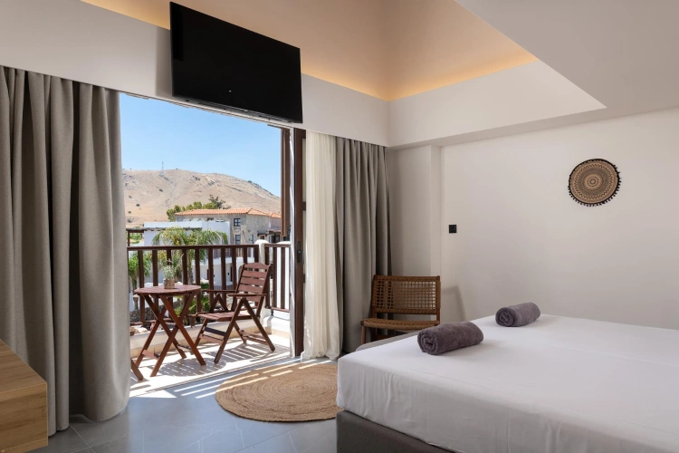 Maisonette Suite with partial sea view