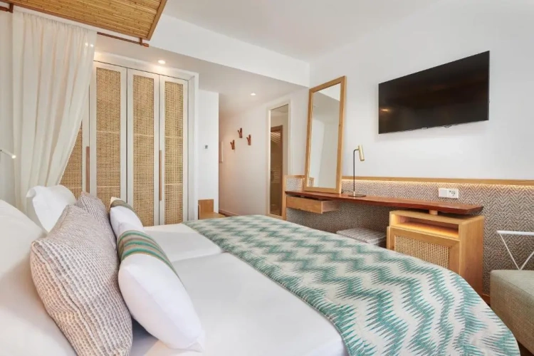 Interior Twin room