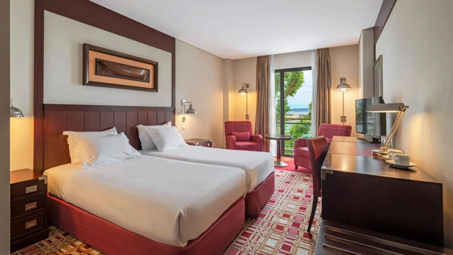Twin Suite