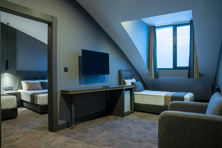 Family Quadruple Suite
