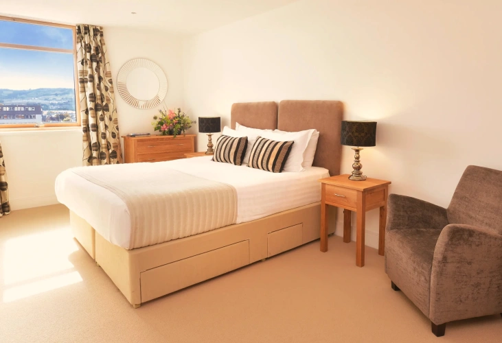 1 Bedroom Apartment with river view