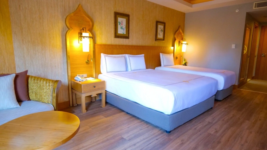 Standard Superior room with land view