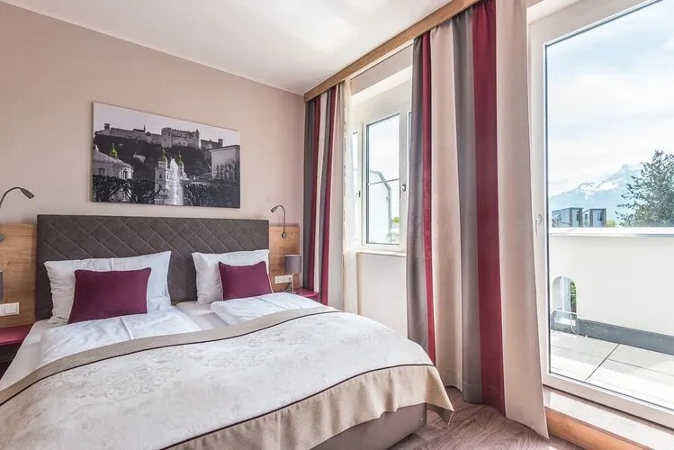 Max70 Double room with balcony