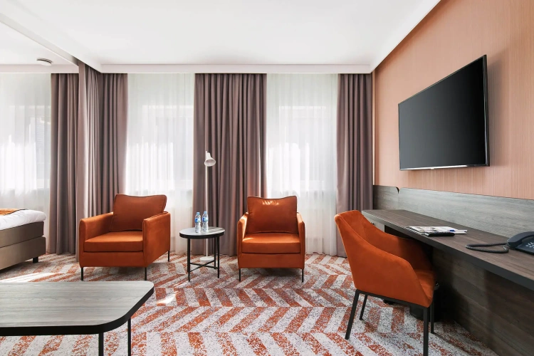 Double Suite