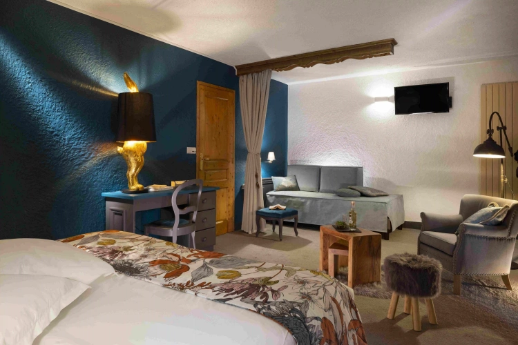 South Twin Junior Suite with balcony