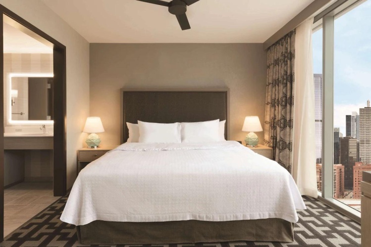 Accessible Double Suite