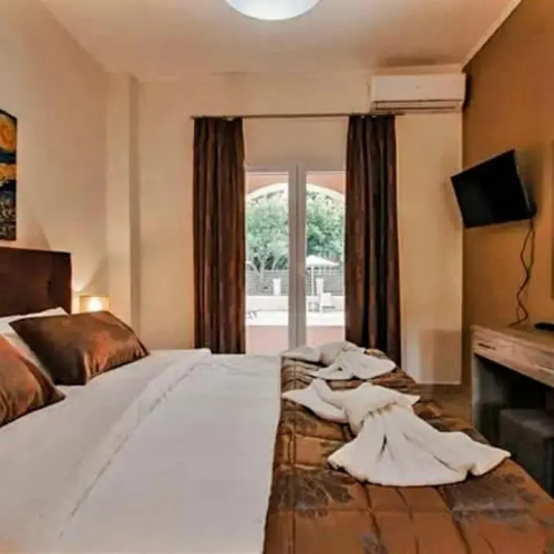 Bella De Lux Apts