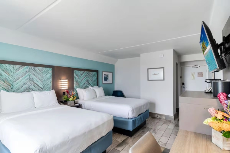Standard Quadruple room with ocean view