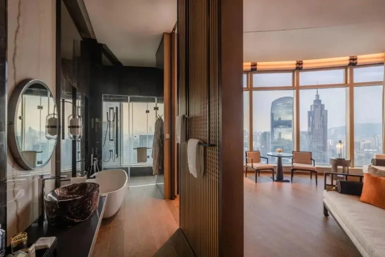 Premier Twin room