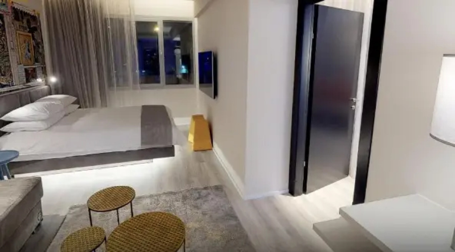 Double Suite