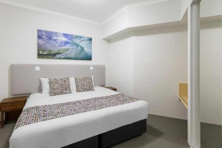 1 Bedroom Deluxe Double Suite with water view