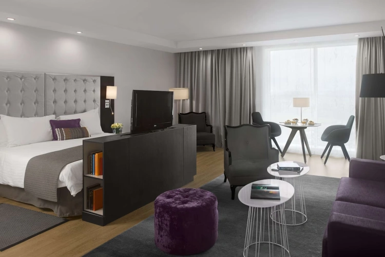 Double Suite