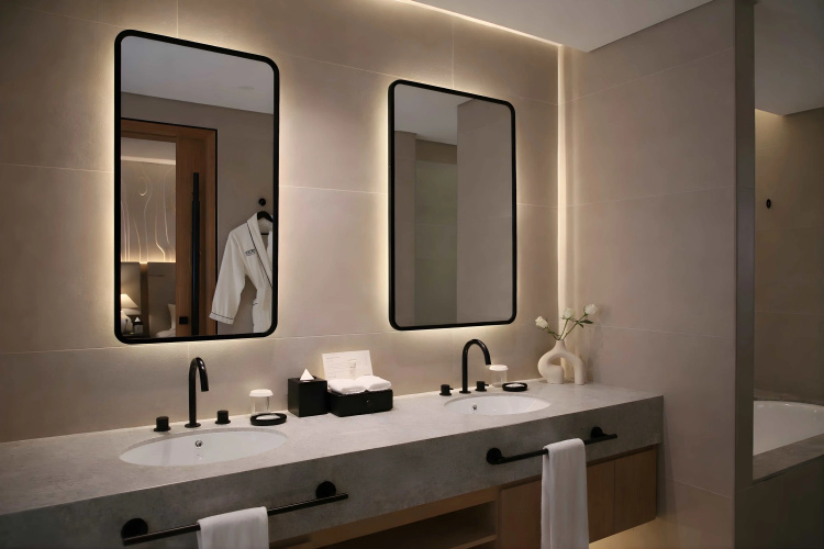 The H Hotel