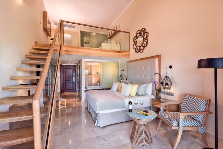 Double Loft Suite with garden view