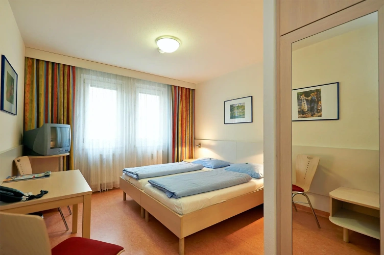 Twin room