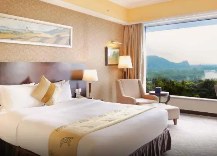 Double room with lake view