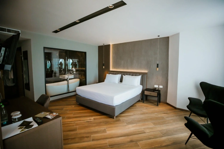 Deluxe Double Suite with sea view