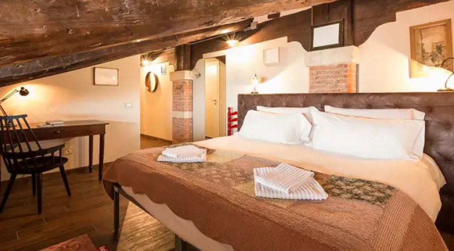Deluxe Double room