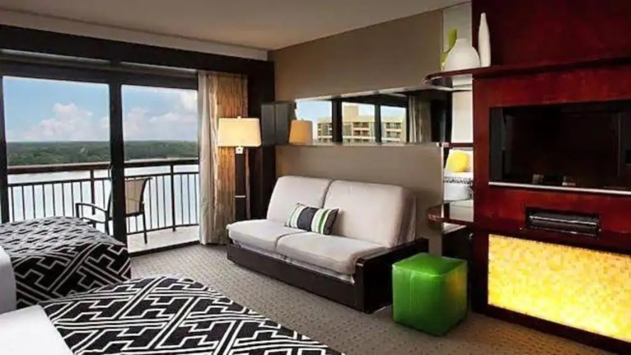 Disney's Contemporary Resort photo 14