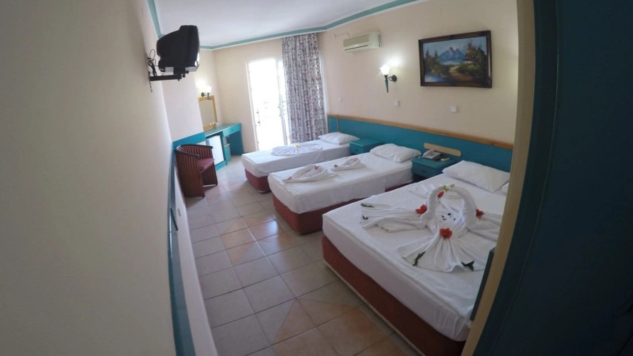 Quadruple room