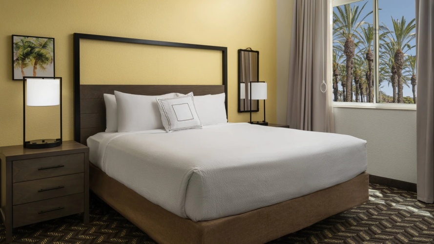 1 Bedroom Double Suite