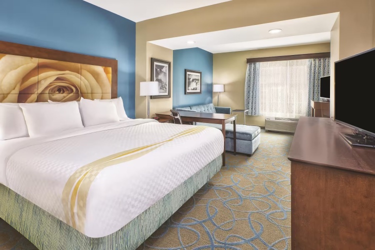 Mobility/Hearing Accessible Double room
